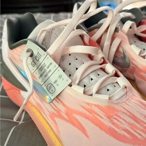 Nike men’s pearl pink & multicolor air zoom GT cut
